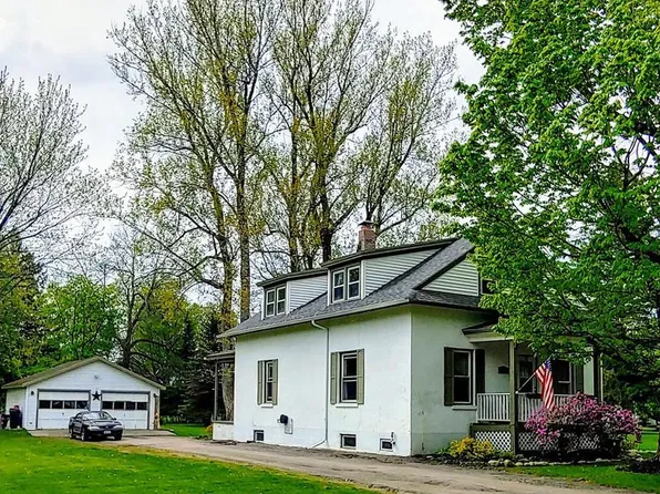 25 Marion St, Malone, NY 12953