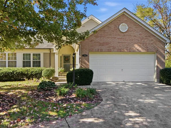 958 Raintree Ln, Maineville, OH 45039