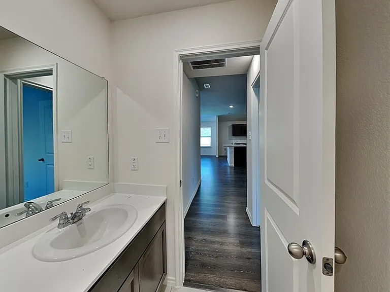 2909 Menguita St — Photo 20