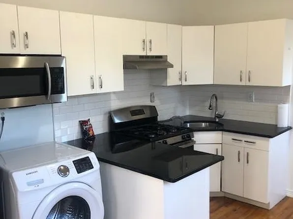 119 Clendenny Avenue image 3 of 9