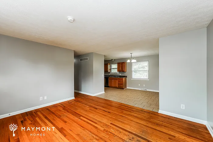 682 Mimosa Ct — Photo 5