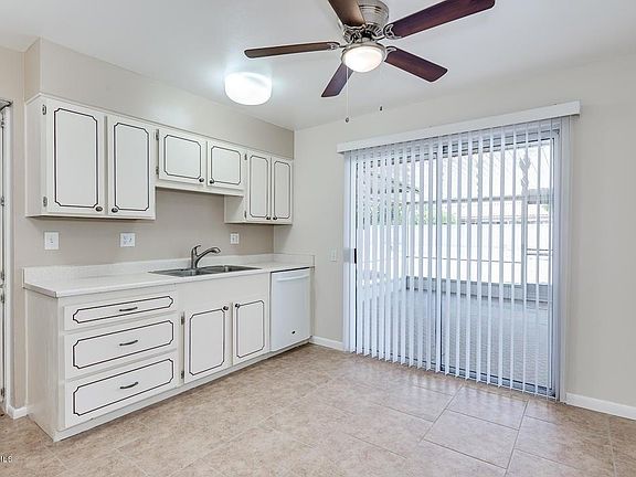 3rd image of 18609 N Palo Verde Dr