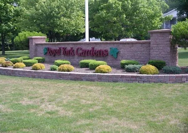 Royal York Gardens — Photo 18