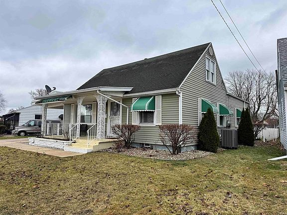 3rd image of 804 S Lombardy Dr
