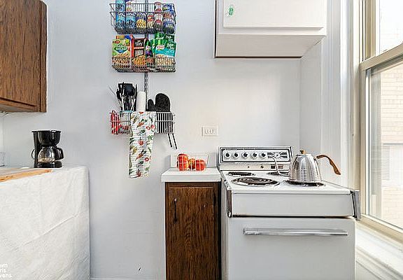 4th image of 322 W 57th St #5JJ