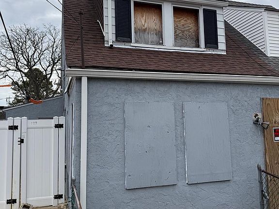 2nd image of 1119 Brown St