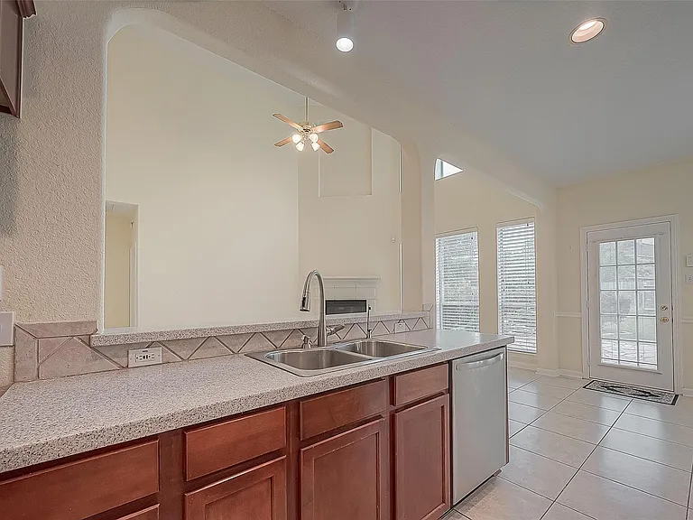 3218 Twinmont Ln — Photo 15
