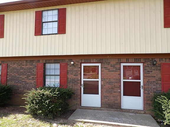 3rd image of 207 Landings Dr APT 3