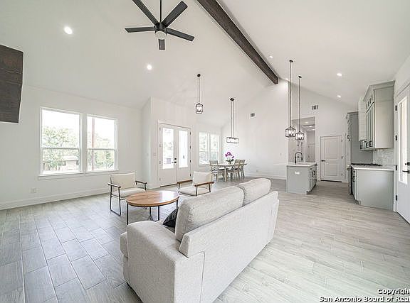 5th image of 102 SADDLE MOUNTAIN DR