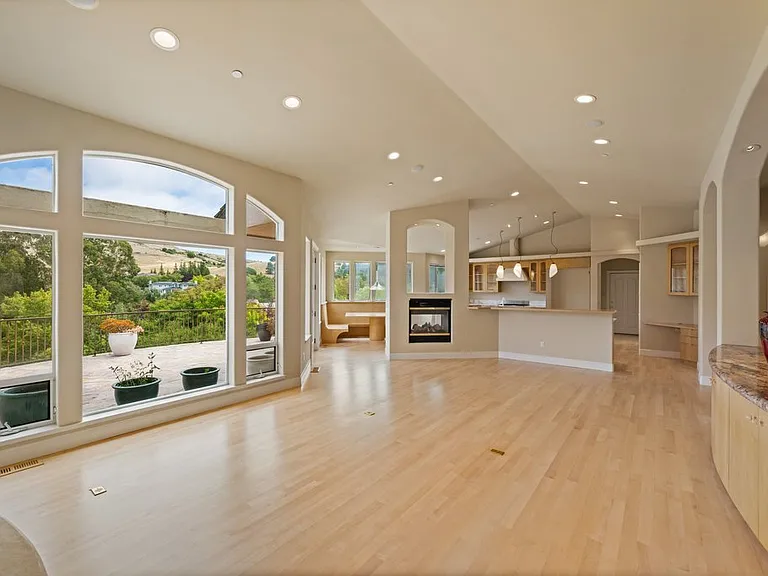 10 Warrens Way — Photo 10