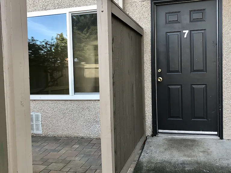 Terrace View Apartment — Photo 27