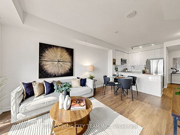4th image of 50 Thomas Riley Rd #423