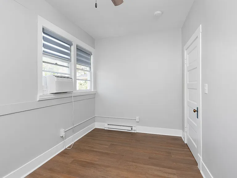 215 E Beverley St #3 — Photo 10