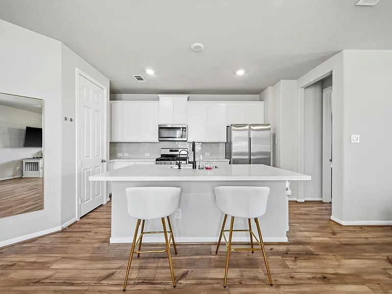 2420 Solaris Bend Dr — Photo 5