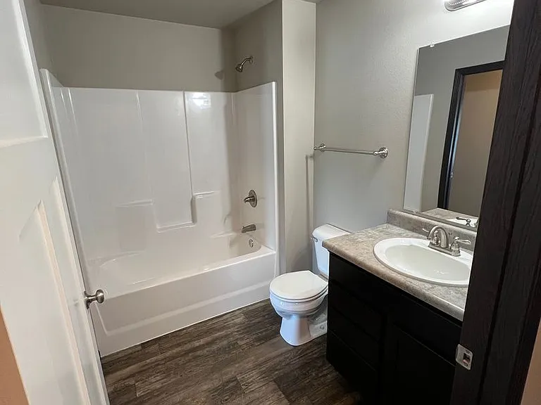 7051 Freedom Ct — Photo 8