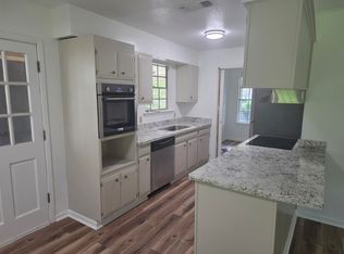 15230 Hamilton St, Gulfport, MS 39503