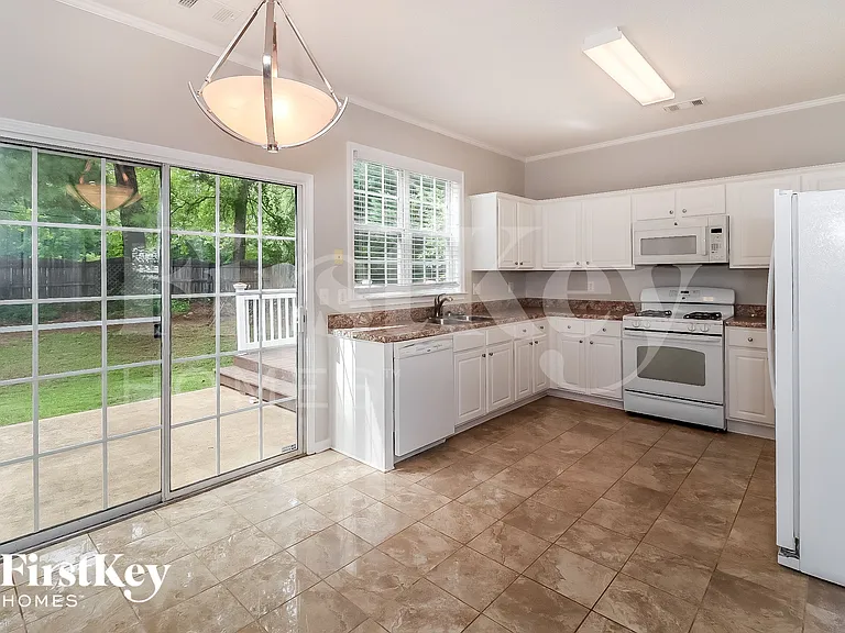 806 Cataya Cv — Photo 5