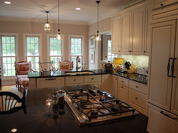 Buit in Range Granite Island