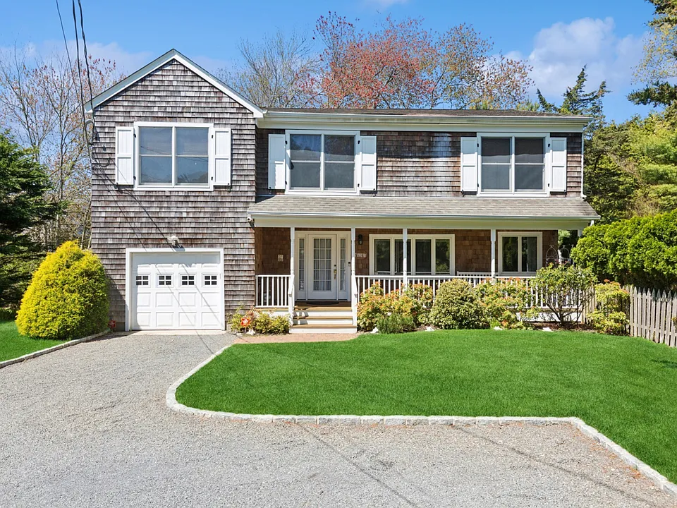 7 Cove Rd N