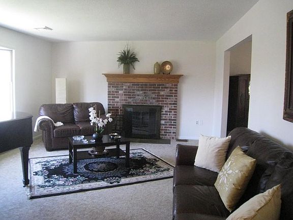 Living Room with Fireplace