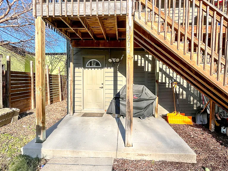 3204 Bryant Ave S #1 — Photo 11