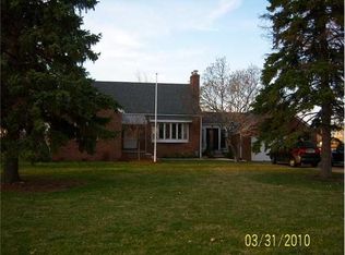 4045 Brown Rd, Oregon, OH 43616