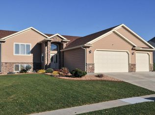 1169 Southern Hills Ln SW, Rochester, MN 55902