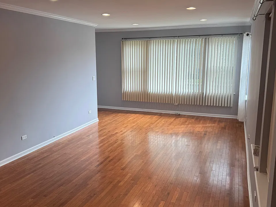 3734 N Harlem Ave #1