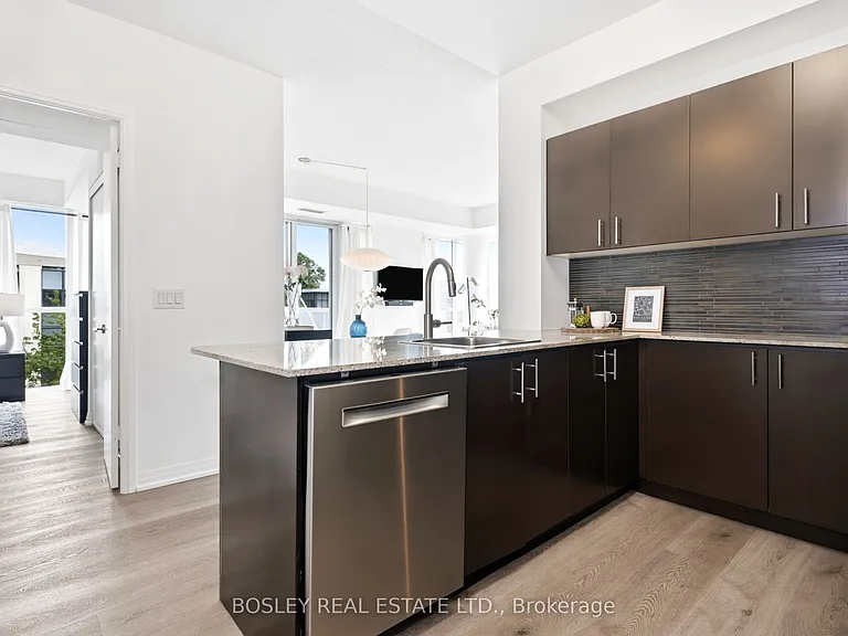 25 Cole St #317 — Photo 9