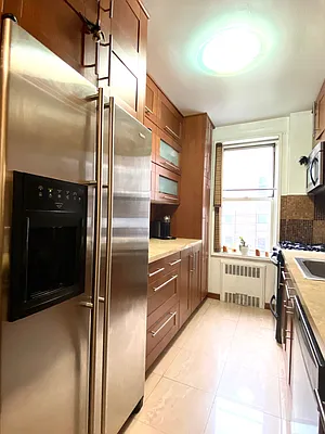 Sold by Maximillion Realty, Inc. | media 17