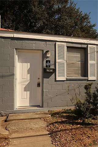 625 Fried St