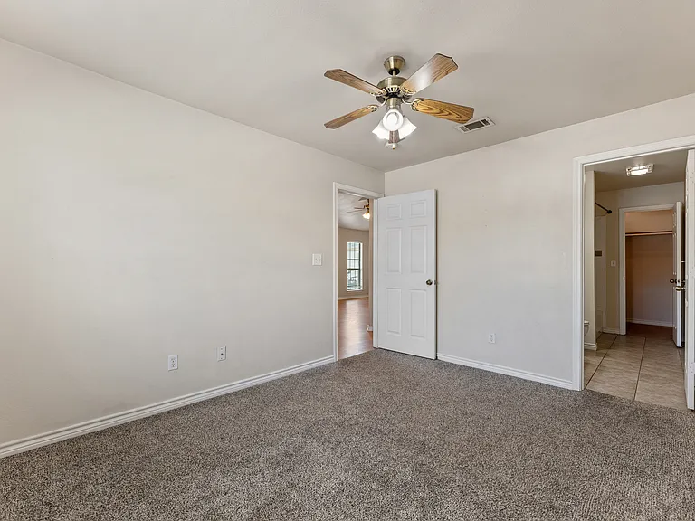 100 Sendero Dr — Photo 8