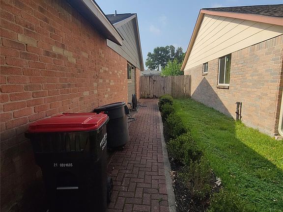 4th image of 2715 Ashington Dr