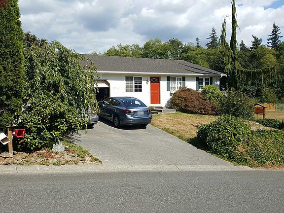 2nd image of 27205 Manor Pl NW
