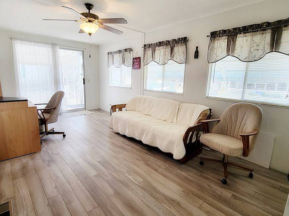 3rd image of 150 Mandarin Dr