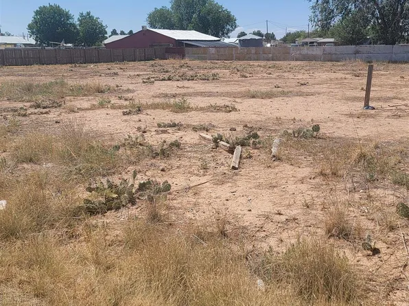 306 Avenue D, Roswell, NM 88203