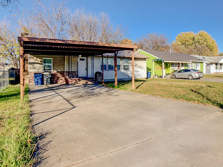 6703 E Queen St — Photo 13