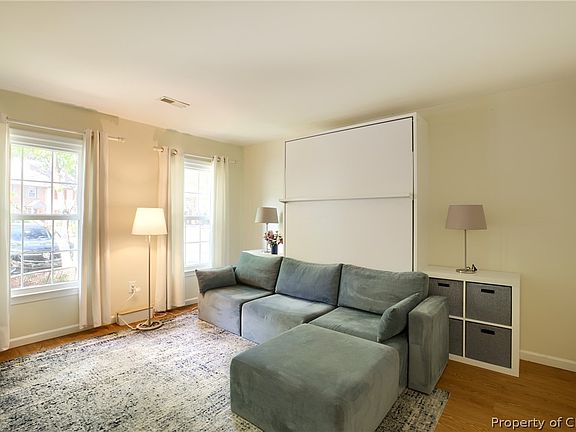 3rd image of 122 Sloane Pl