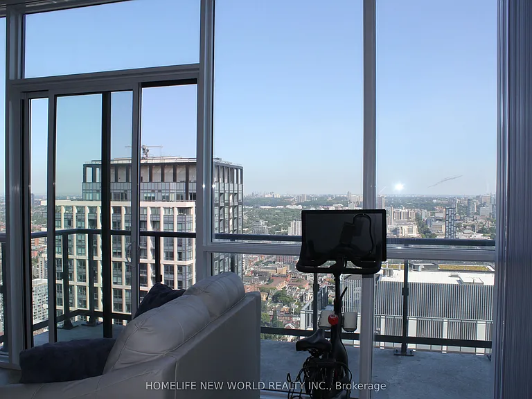 87 Peter St #Penthouse 106 — Photo 14