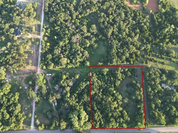 2 NE Lynch Rd, Luther, OK 73054