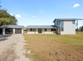 1802 Man O War Dr, Del Valle, TX 78617