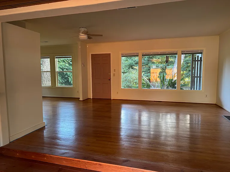 7640 Healdsburg Ave — Photo 11