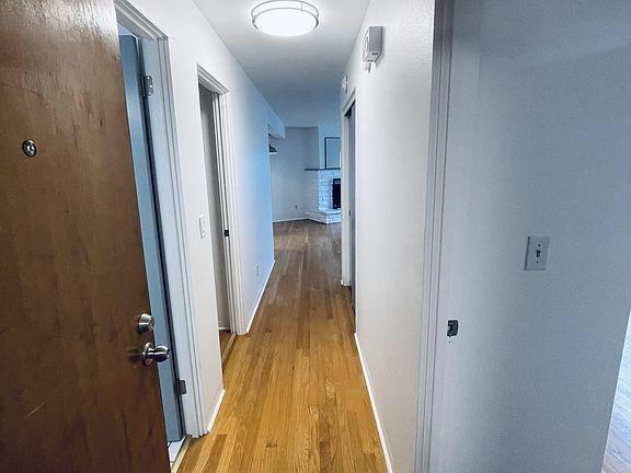 2nd image of 2001 Thorndyke Ave W APT 4
