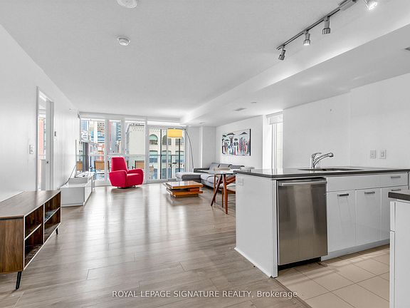 3rd image of 295 Adelaide St W #414