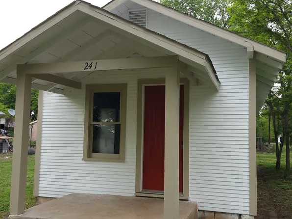 214 NE 1st St, Perkins, OK 74059