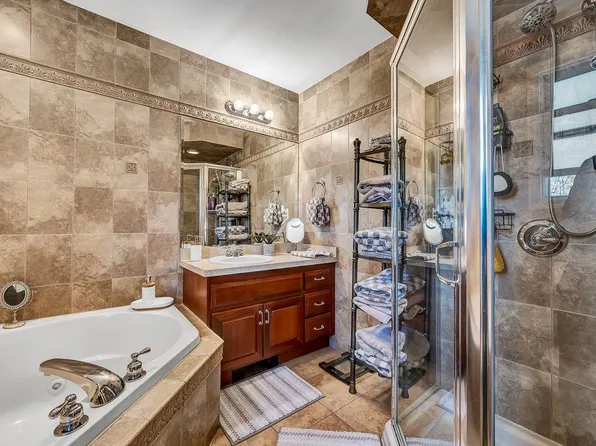 629 Marcy Avenue image 18 of 37