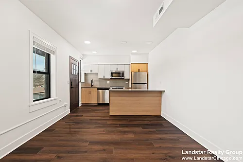 1233 Chicago Ave Photo 1