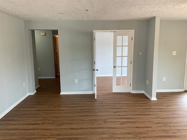 8 Russell Ave #311 — Photo 10