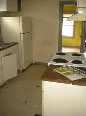 4th image of 414 S E Street