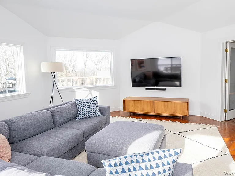 692 Bangall Rd — Photo 14